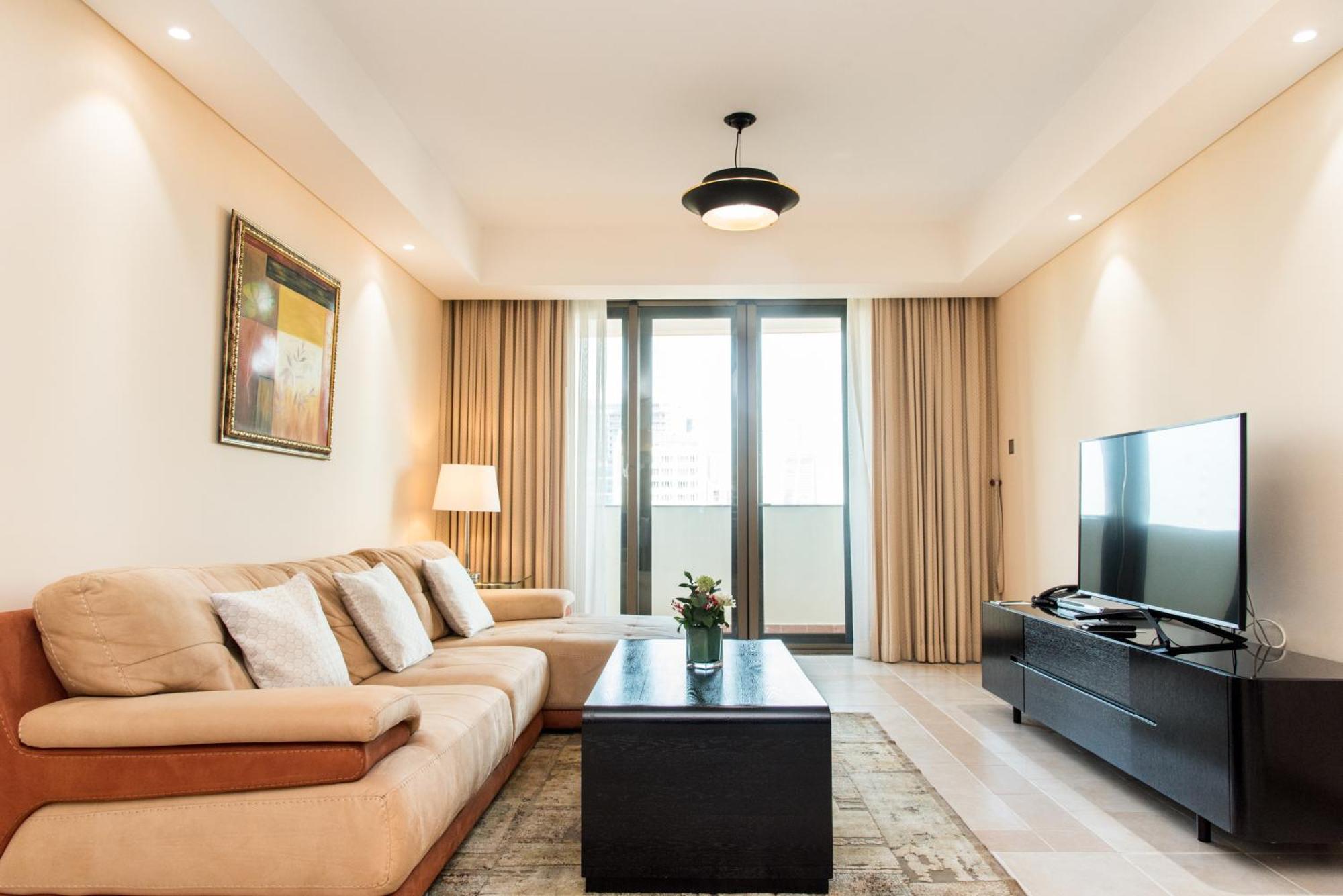 Sherwood Residence Hô Chi Minh-Ville Extérieur photo A living room in a serviced apartment in Dubai