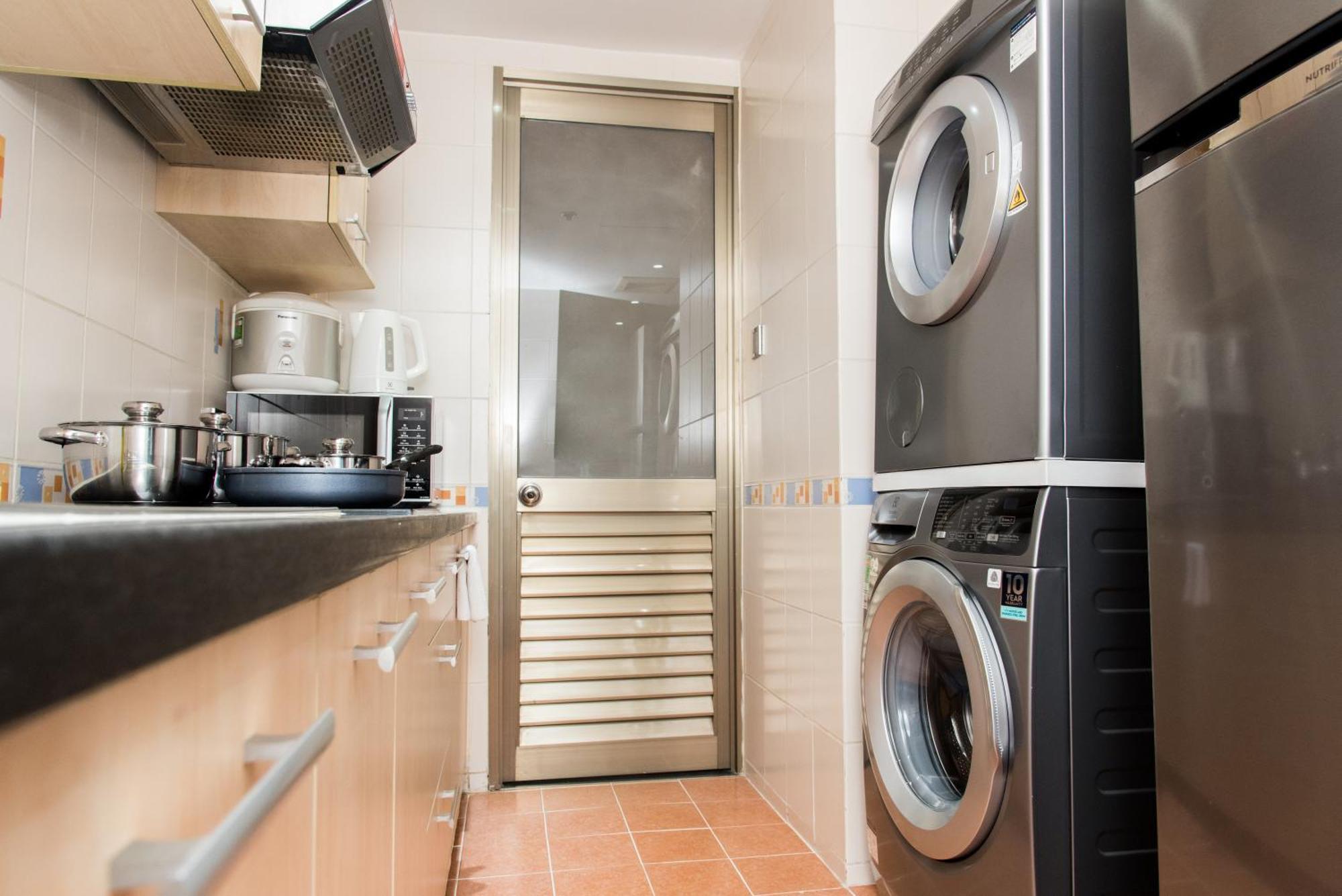 Sherwood Residence Hô Chi Minh-Ville Extérieur photo A laundry room
