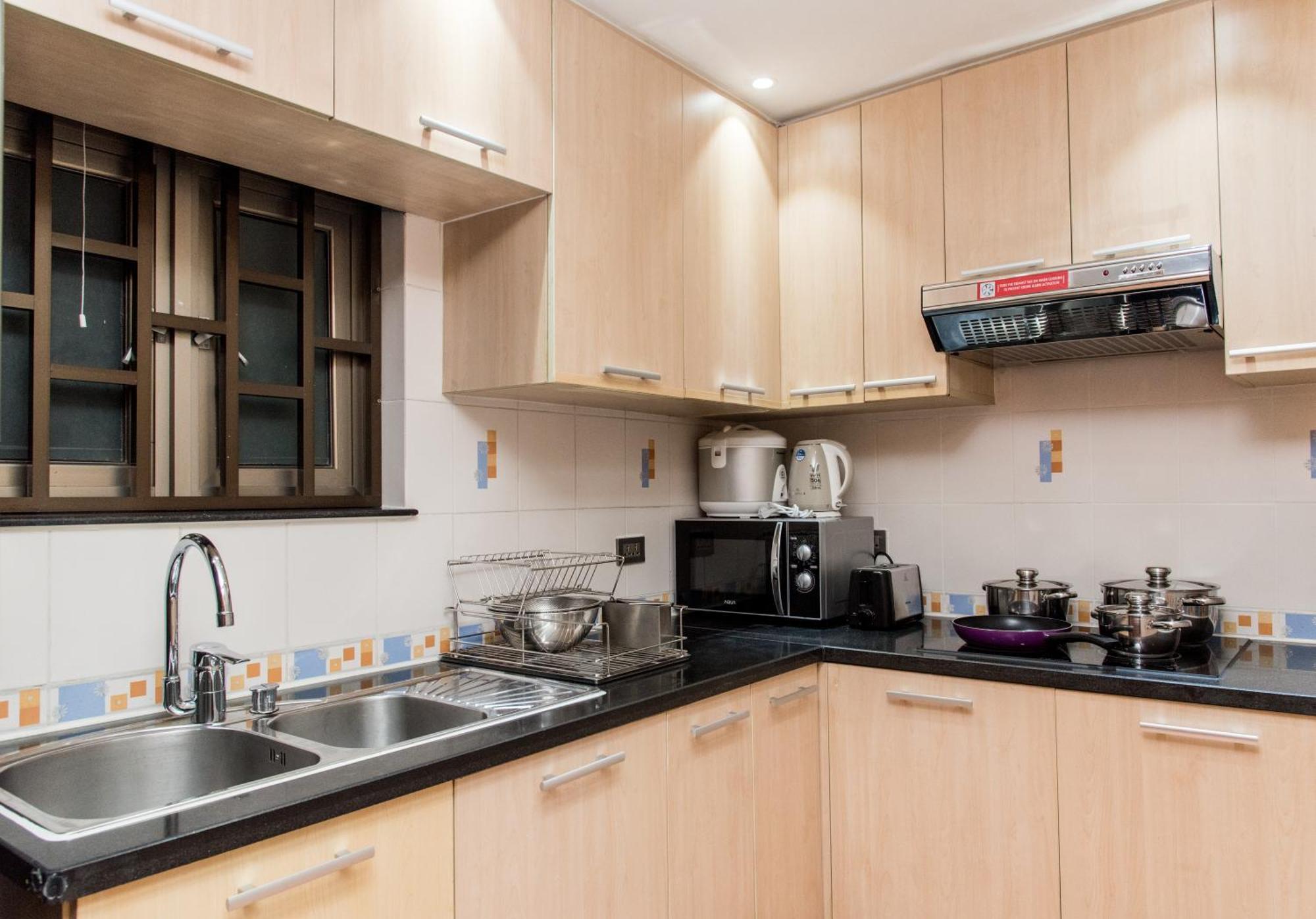 Sherwood Residence Hô Chi Minh-Ville Extérieur photo A modern Japanese kitchen