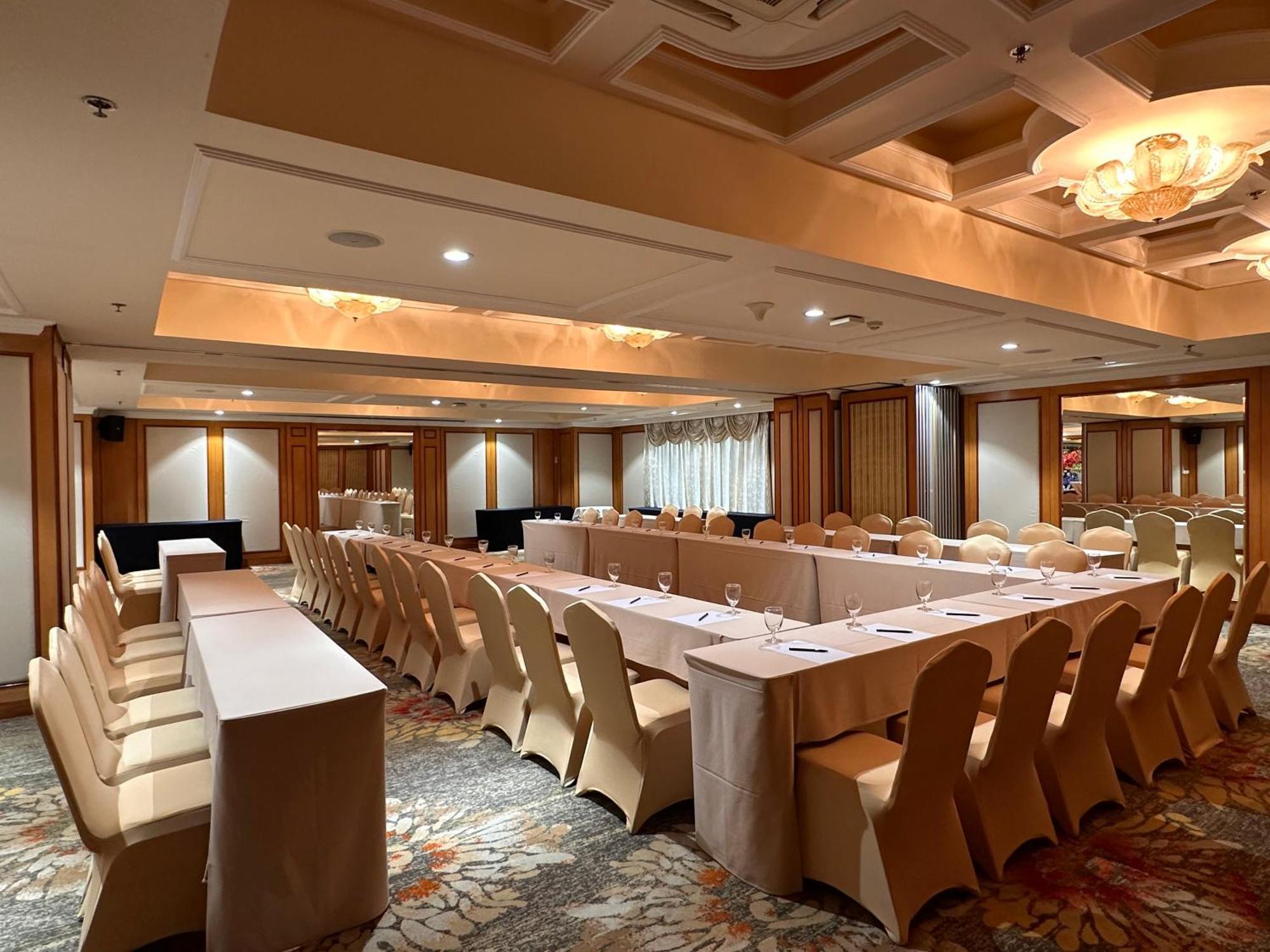Sherwood Residence Hô Chi Minh-Ville Extérieur photo The Royal Ballroom