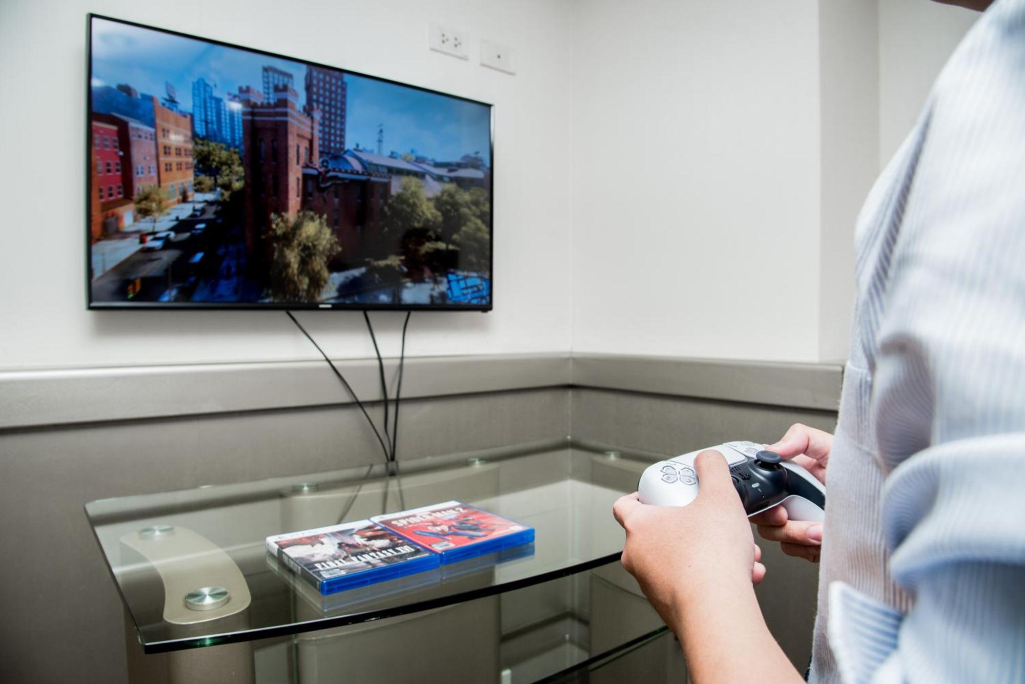 Sherwood Residence Hô Chi Minh-Ville Extérieur photo A 4K television