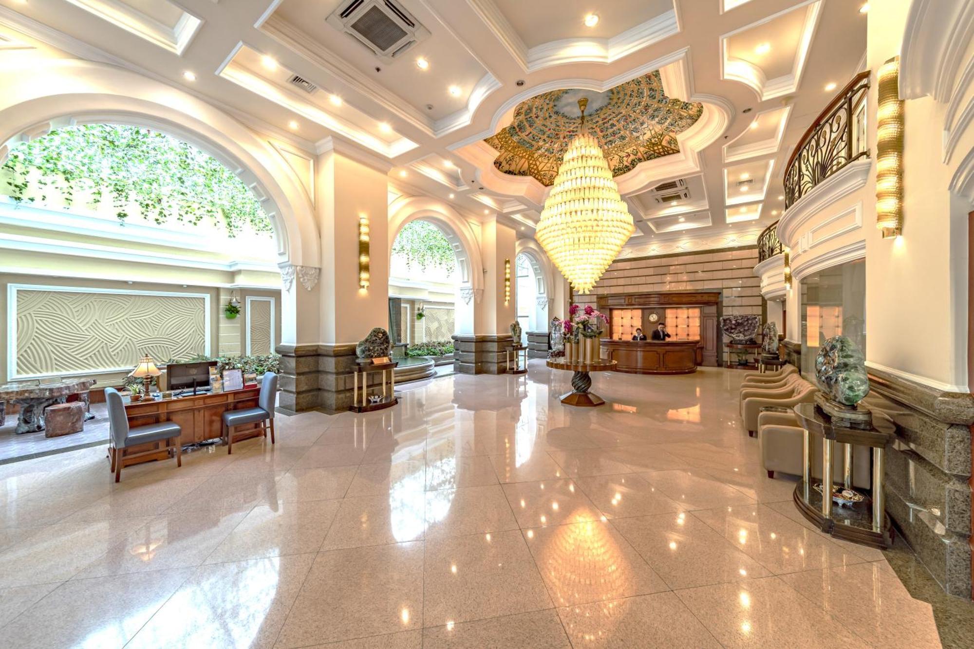 Sherwood Residence Hô Chi Minh-Ville Extérieur photo Lobby