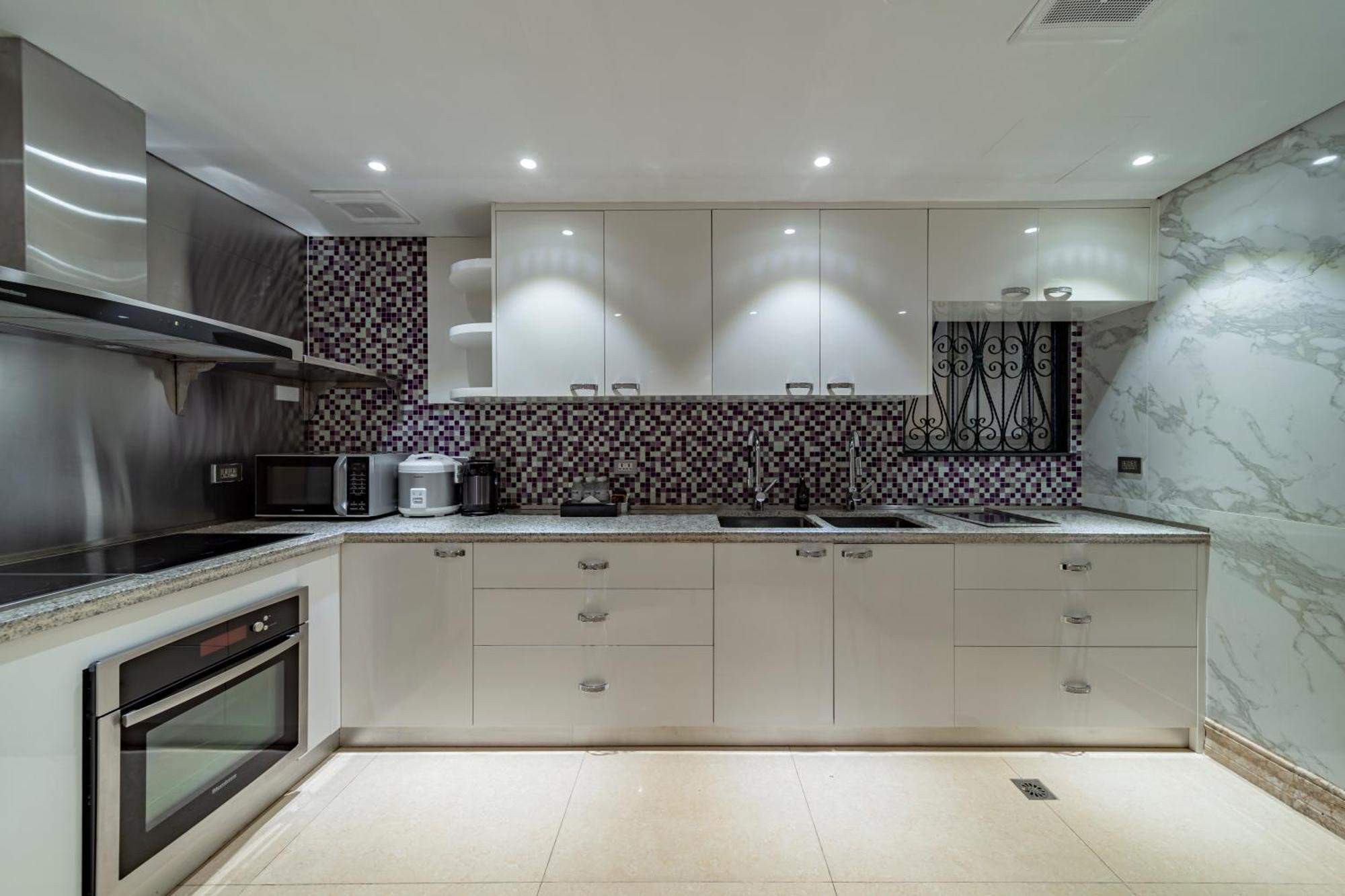 Sherwood Residence Hô Chi Minh-Ville Extérieur photo A modern kitchen